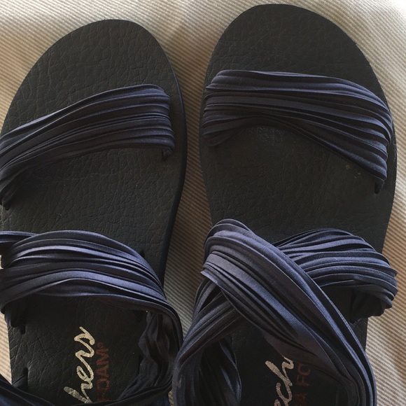 Sketchers sandals - Picture 5 of 6